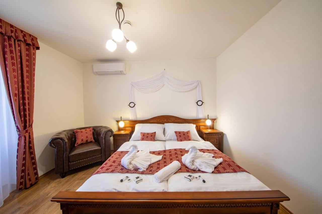 Residence Safari Resort - Chateau Borovany  ภายนอก รูปภาพ